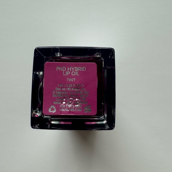 HAUS LABS BY LADY GAGA
PhD Hybrid Hydrating Tinted Lip Oil - Picture 5 of 5